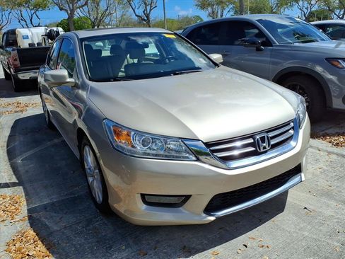 Used 2015 Honda Accord EX-L image 5