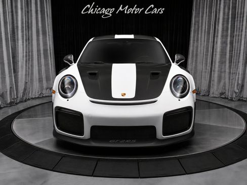 Used 2018 Porsche 911 GT2 RS RWD image 2