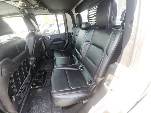 Used 2020 Jeep Gladiator Rubicon image 17