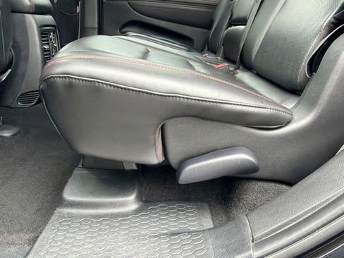 Used 2024 Dodge Durango GT RWD image 28