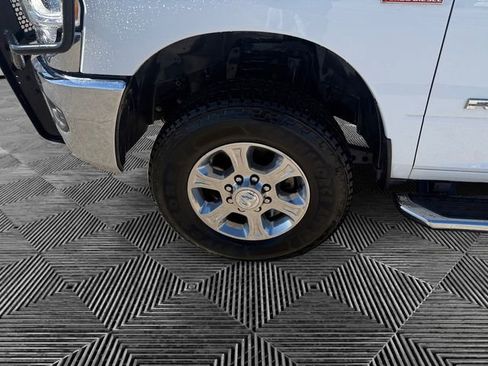 Used 2024 RAM 2500 Big Horn image 14