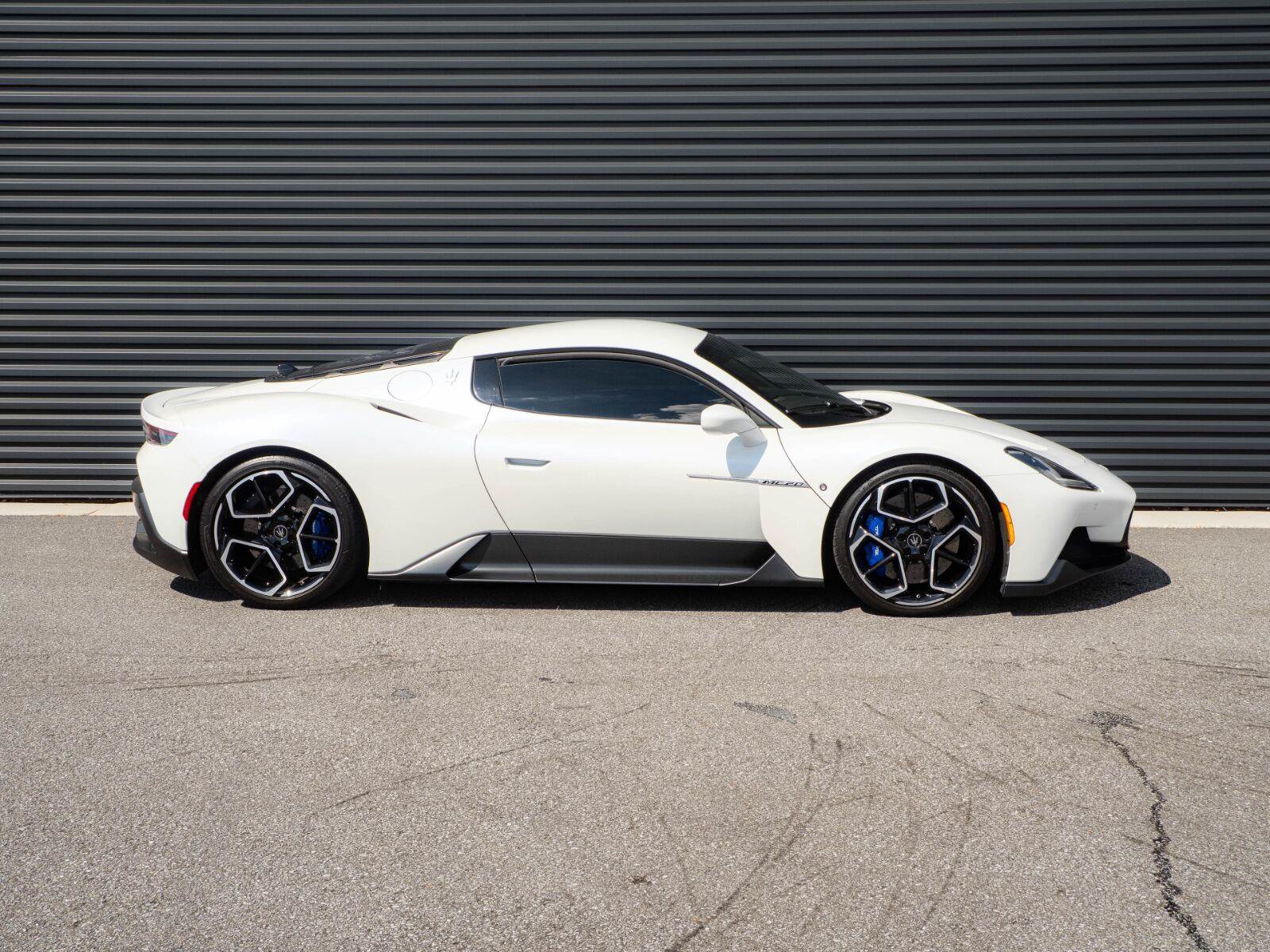 Used 2022 Maserati MC20 Coupe RWD image 21
