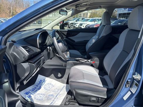 Used 2021 Subaru Crosstrek 2.0i Premium w/ Moonroof Package image 21