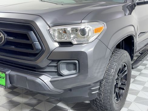 Used 2021 Toyota Tacoma SR w/ SR Convenience Package image 11