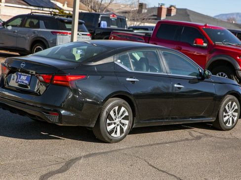 Used 2024 Nissan Altima 2.5 S image 5