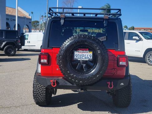 Used 2019 Jeep Wrangler Sport image 7