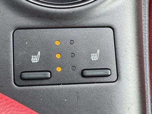 Used 2022 Toyota Camry XSE image 25