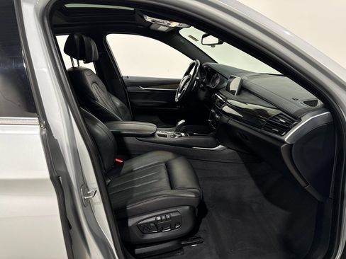 Used 2018 BMW X6 sDrive35i w/ Driving Assistance Package image 19