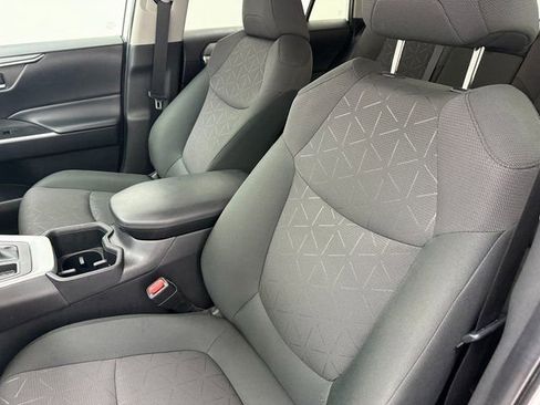 Used 2024 Toyota RAV4 XLE image 12