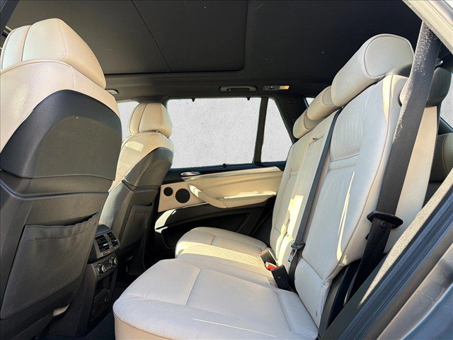 Used 2011 BMW X5 xDrive50i AWD/4WD image 24