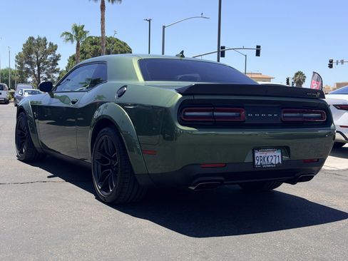 Used 2022 Dodge Challenger R/T Scat Pack RWD image 4