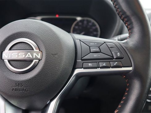 Certified 2025 Nissan Sentra SR w/ SR Premium Package image 20