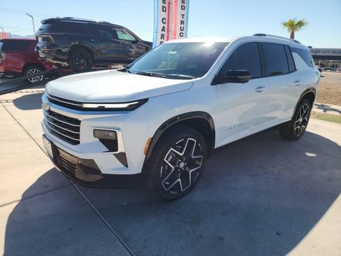 New 2026 Chevrolet Traverse High Country w/ LPO, Floor Liner Package image 8