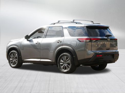 Certified 2024 Nissan Pathfinder SV AWD/4WD image 5