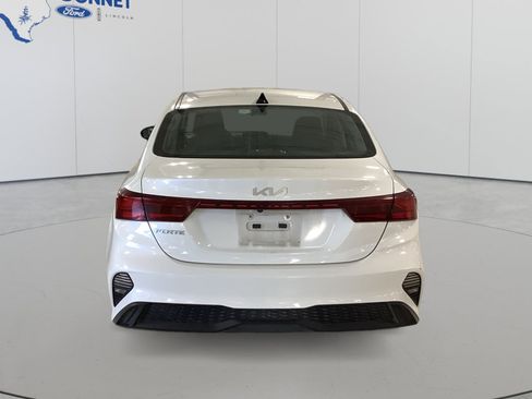 Used 2022 Kia Forte LXS FWD image 5