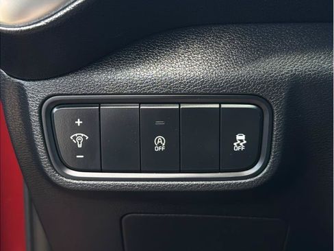 Used 2020 Kia Soul LX FWD image 19