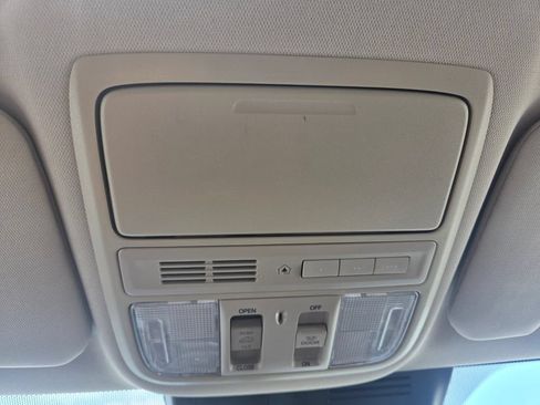Used 2021 Honda CR-V EX-L image 19
