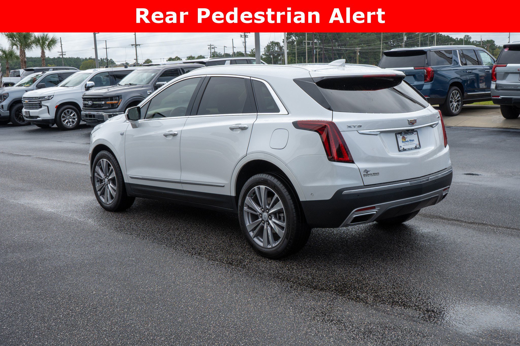 Used 2024 Cadillac XT5 Premium Luxury w/ Platinum Package FWD image 5