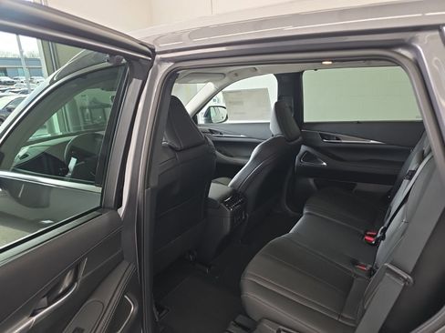 New 2026 INFINITI QX60 Luxe w/ Cargo Package image 18