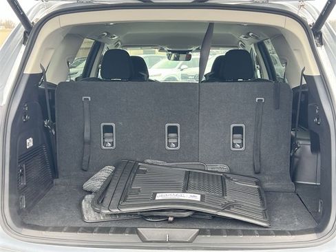 Certified 2024 Subaru Ascent Premium w/ Convenience Package image 30