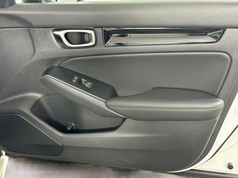Used 2025 Honda Civic Sport Touring image 32