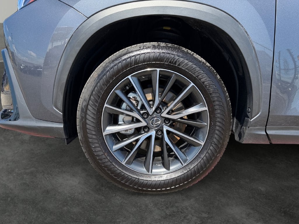Used 2024 Lexus NX 350h AWD image 4