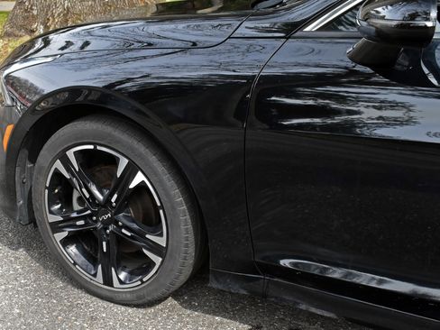 Used 2023 Kia K5 GT-Line image 14