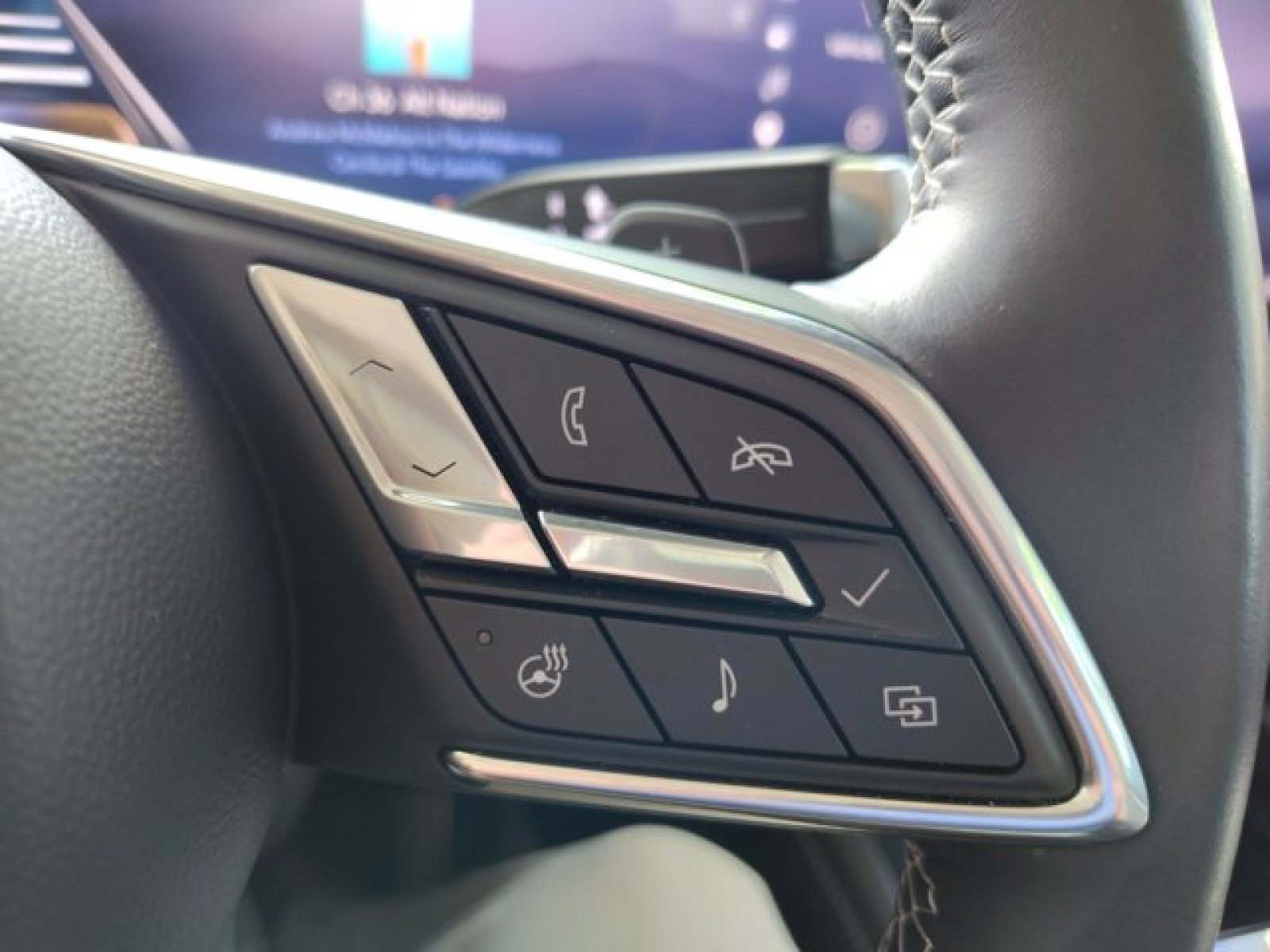 Used 2024 Buick Envision Sport Touring AWD/4WD image 27