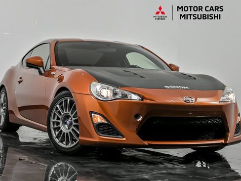 Used 2016 Scion FR-S image 1