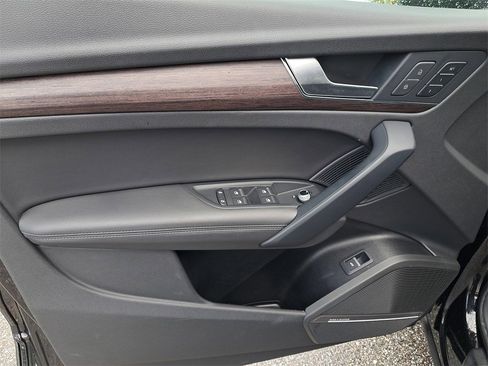 Used 2023 Audi Q5 2.0T Premium Plus w/ Premium Plus Package image 20