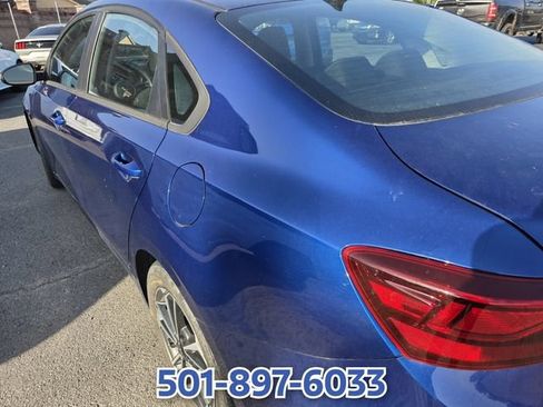 Used 2023 Kia Forte LXS w/ LXS Technology Package FWD image 7