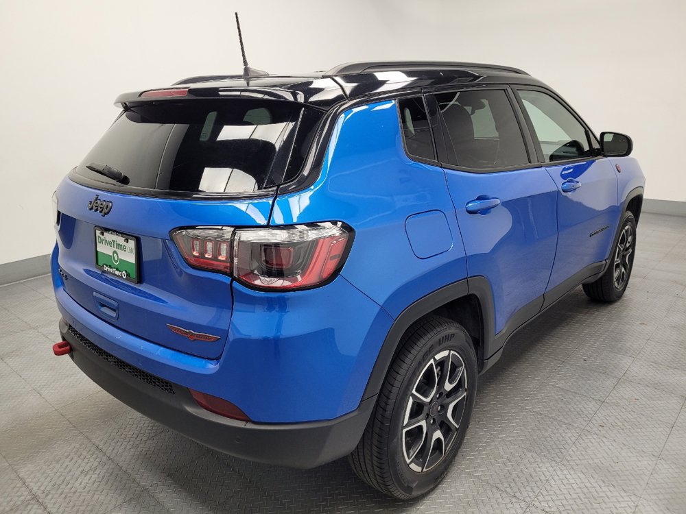 Used 2025 Jeep Compass Trailhawk AWD/4WD image 9