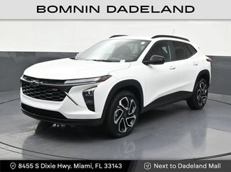Used 2025 Chevrolet Trax RS FWD video 1