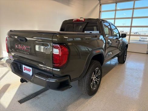 Used 2025 GMC Canyon AT4 w/ AT4 Premium Package image 8