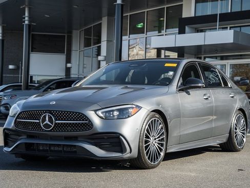 Used 2022 Mercedes-Benz C 300 4MATIC Sedan image 3