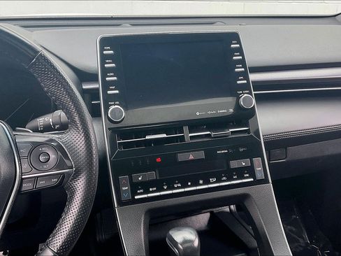 Used 2022 Toyota Avalon XSE image 7