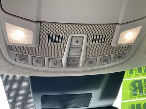 Used 2021 Ford Expedition Platinum image 28