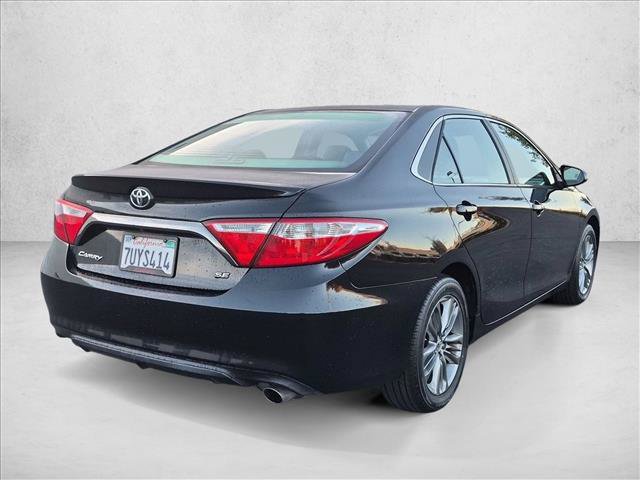 Used 2015 Toyota Camry SE FWD image 5