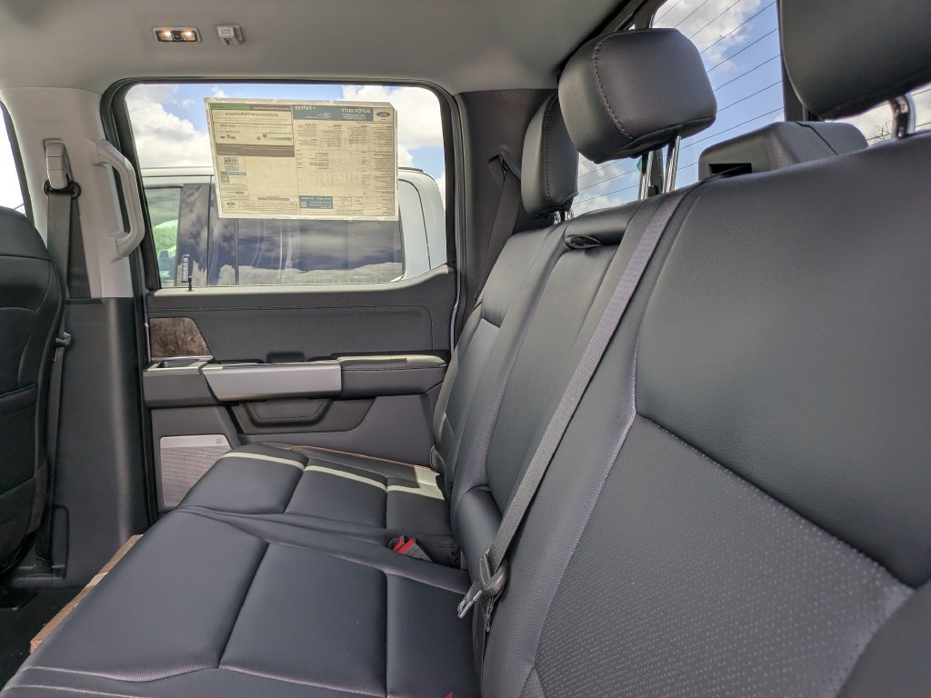 New 2026 Ford F250 Lariat w/ Black Appearance Package AWD/4WD image 18