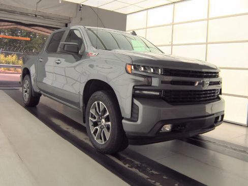 Used 2021 Chevrolet Silverado 1500 RST AWD/4WD image 2