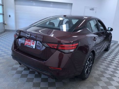 Used 2025 Nissan Sentra SV FWD image 33