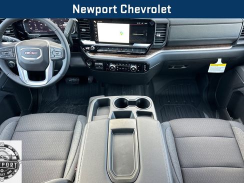 New 2026 GMC Sierra 1500 Elevation image 14