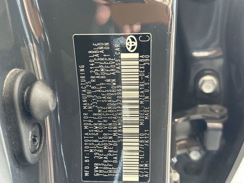 Used 2026 Toyota Corolla LE FWD image 39