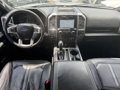Used 2016 Ford F150 Platinum w/ Equipment Group 701A Luxury AWD/4WD image 17