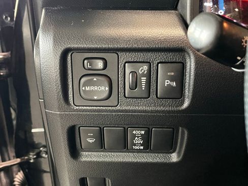 Used 2016 Toyota 4Runner Limited AWD/4WD image 37
