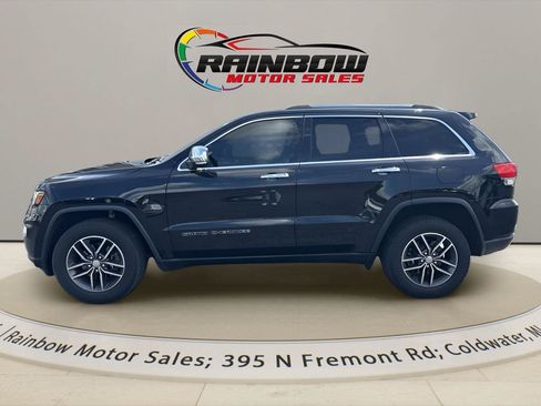 Used 2018 Jeep Grand Cherokee Limited w/ Luxury Group II AWD/4WD image 4