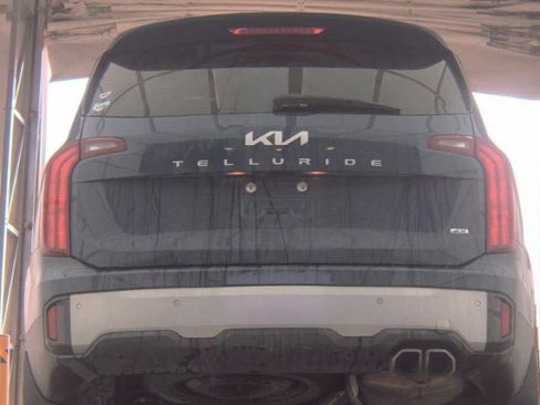 Used 2023 Kia Telluride S w/ S Sunroof Package image 7