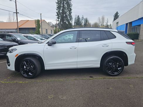 New 2026 Volkswagen Tiguan SE R-Line image 2