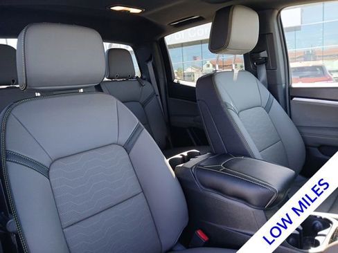 Used 2026 Chevrolet Colorado ZR2 w/ Technology Package image 15