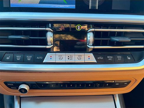 Used 2022 BMW M340i w/ Driving Assistance Package image 16